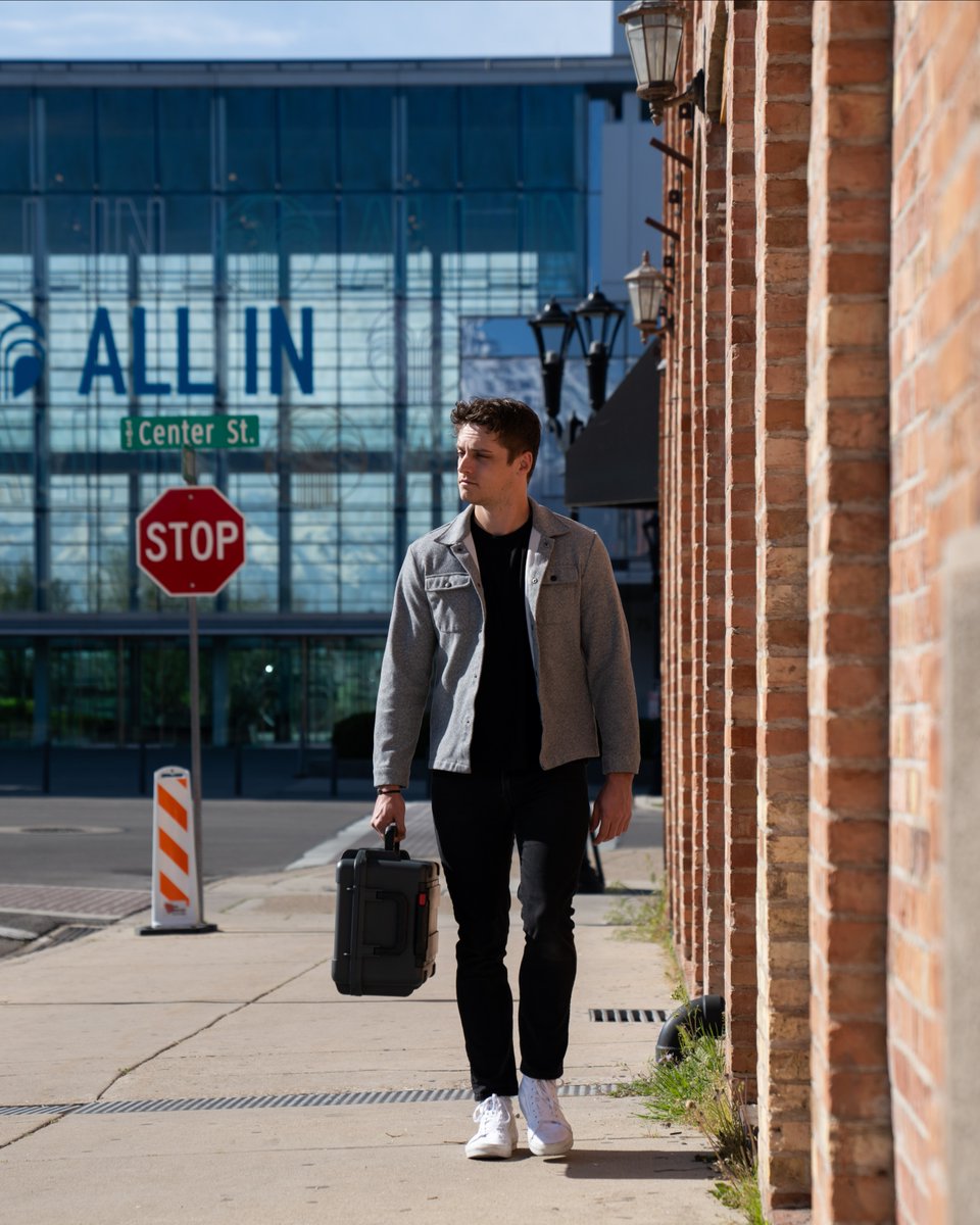 SKB Cases tweet media