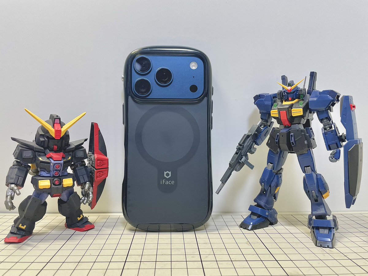 I_like_psswitch's tweet image. #iPhone17Pro

ブラック系のケースを付けたら
より #ティターンズ みが増した😊

#iFace のケースは持ちやすくて
質実剛健な感じがイイね👍

#Zガンダム