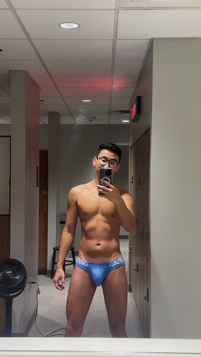 GayKoreanRat's tweet photo. We love a good pump https://t.co/WZUC4dqBUR