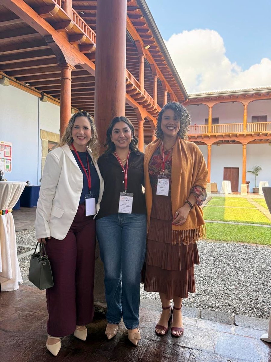 cbues_sv's tweet photo. 🌎 El 6 de marzo, en Antigua Guatemala 🇬🇹, Irma López, Coordinadora de la Oficina Técnica de CBUES, participó en el segundo día del Seminario Regional IFLA LAC, fortaleciendo el intercambio regional, la innovación y la transformación digital en bibliotecas universitarias. #CBUES https://t.co/VBb2ZKBV5Z