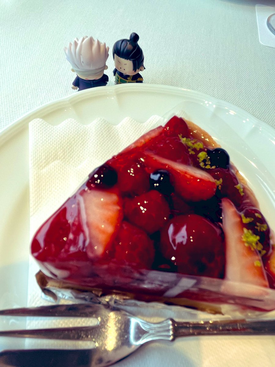 jujumoti's tweet photo. 🍰 https://t.co/pbfineaAXW
