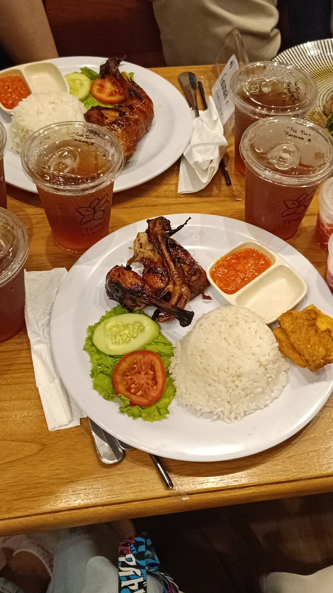 yuna⛓️ tweet media