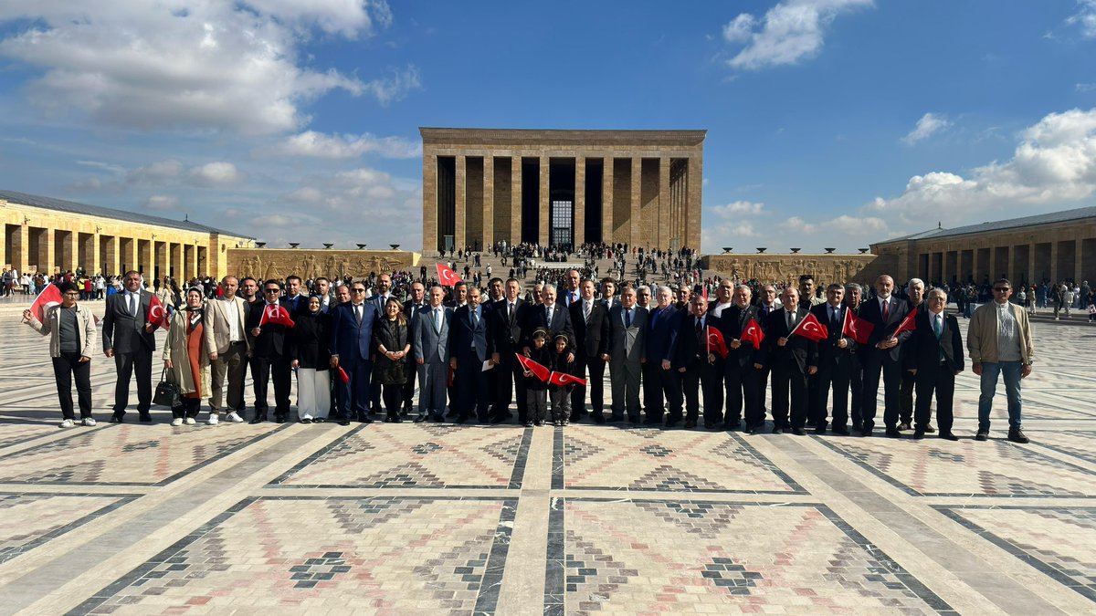 Vatan için kan döken, gözünü kırpmadan görev yapan kahramanlarımızın hakları, tozlu raflarda unutulmamalıdır. Her damla ter, her fedakârlık ve her nöbet, bu toprakların güveni ve milletimizin huzuru içindir. Şehit düşenler, mermi yiyenler, puslu gecelerde nöbet tutanlar…