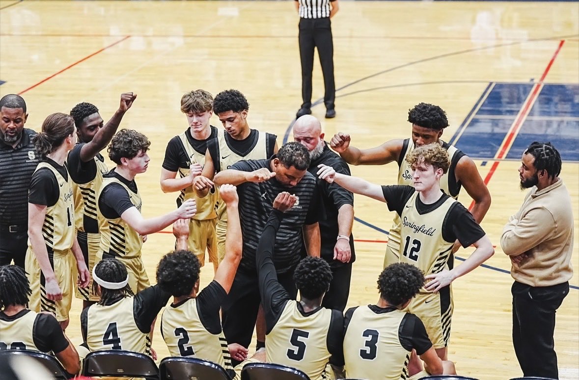Coachgriggs's tweet photo. The Jackets finish the 25-26 season 17-12 overall (#2 in district, #3 in region). One of the best seasons since the 17-18 season. Thank you to our seniors for their 4 years of dedication they put it, thank you to our community, fans, and sponsors for their support this year! https://t.co/Cs8egDPavL