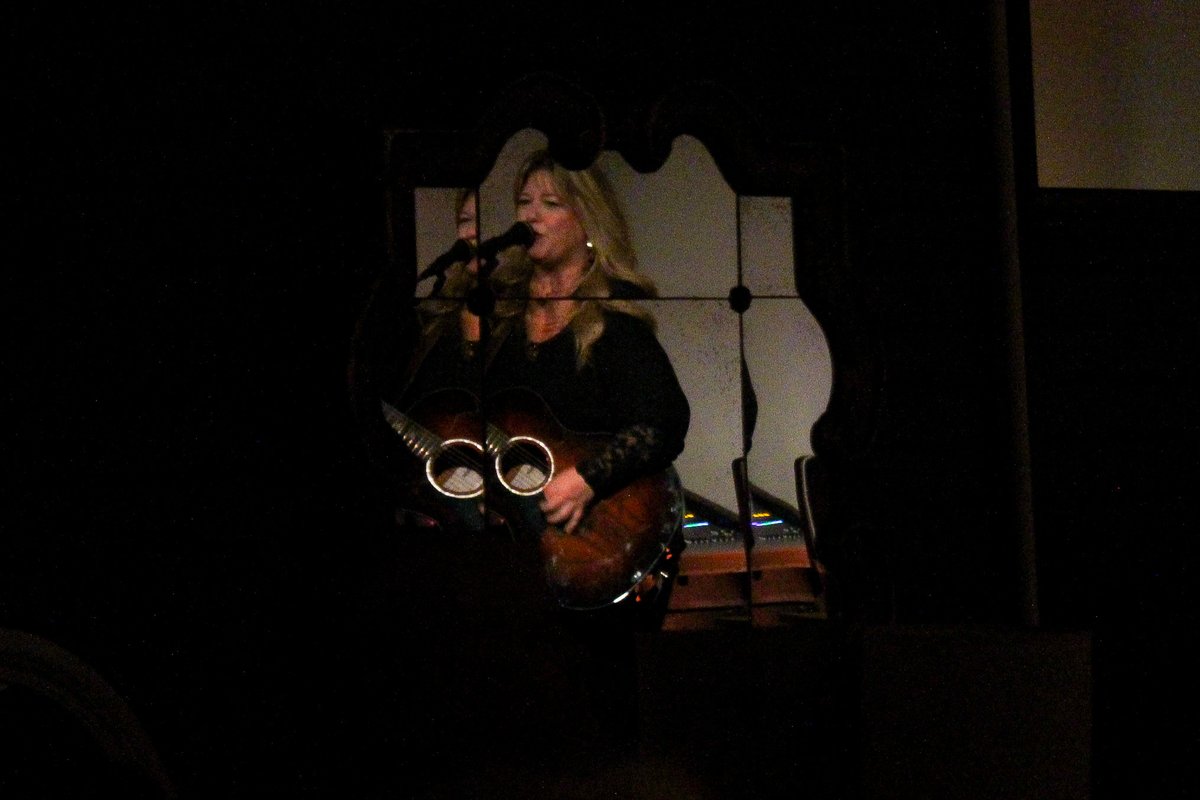 xBk Live tweet media