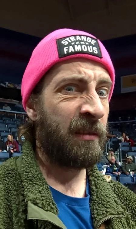 Strange Famous Records tweet media