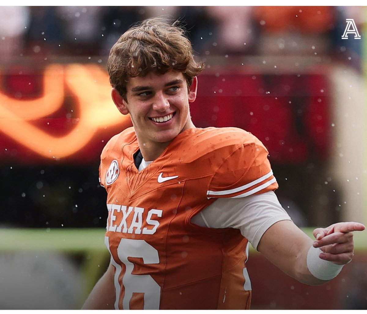 JUSTINaustinTX's tweet photo. I see a great opportunity for NIL!  #Texas #Arch #longhorns https://t.co/b15VEXhj2Y
