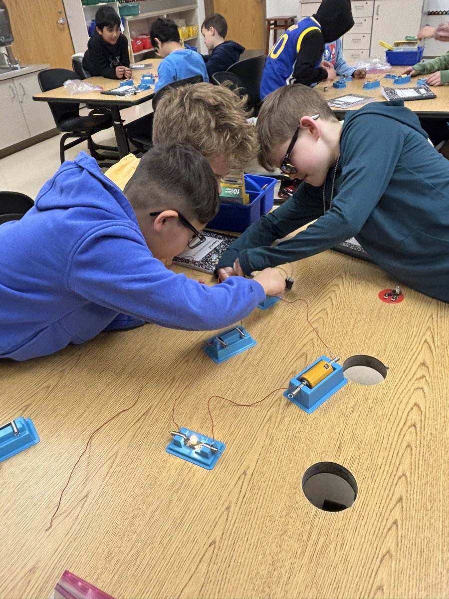 Union STEM Stars tweet media
