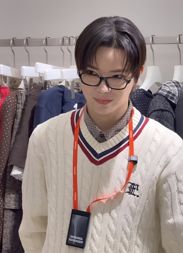 saintlaurenttt_'s tweet photo. Ohyul &amp; Asa few tweets au

cowonya dagang baju cewenya intern https://t.co/QO6ujwxQ3H