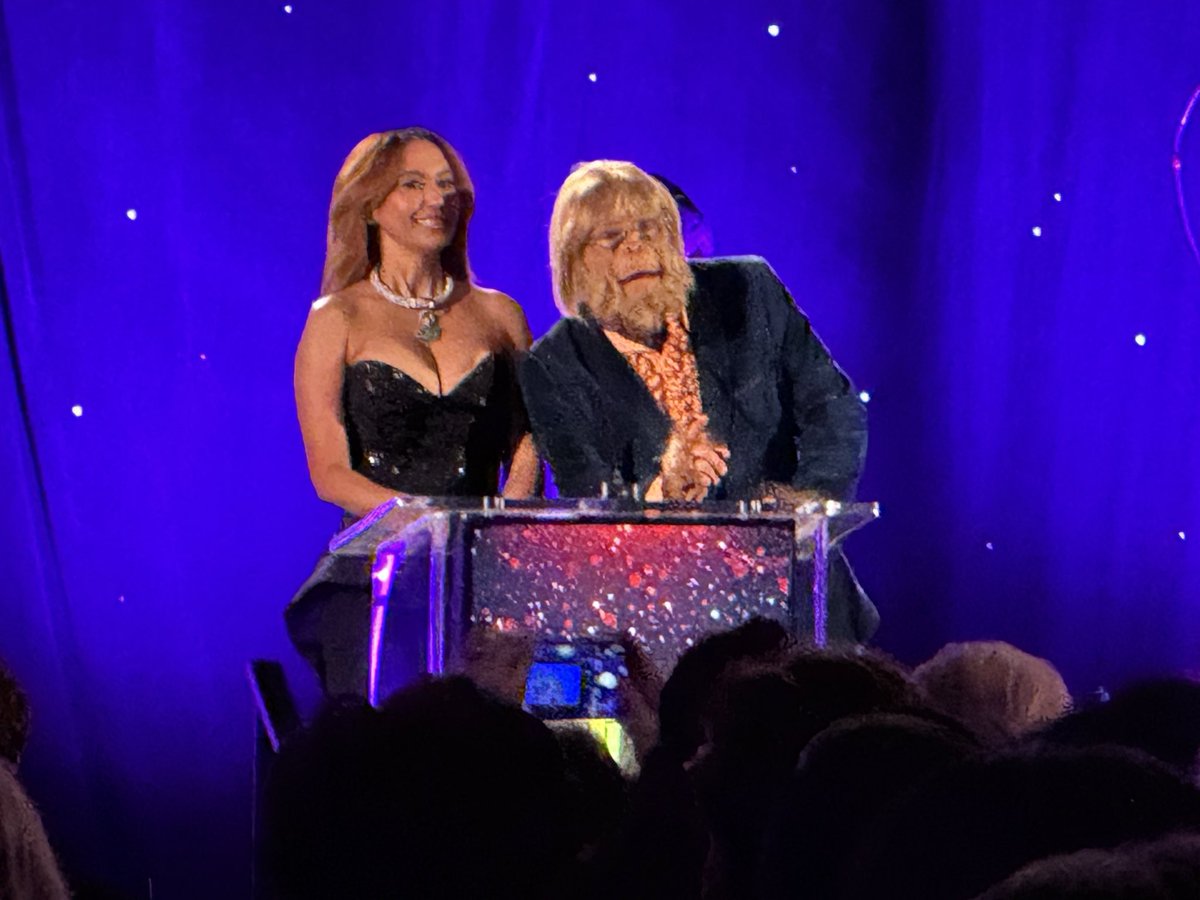 Mark A. Altman * tweet media