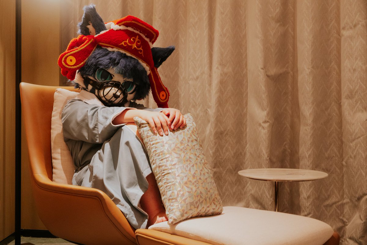 再发一点点玉足😋
📷:<a href="/furryniyao01/">猊垚🐾</a>