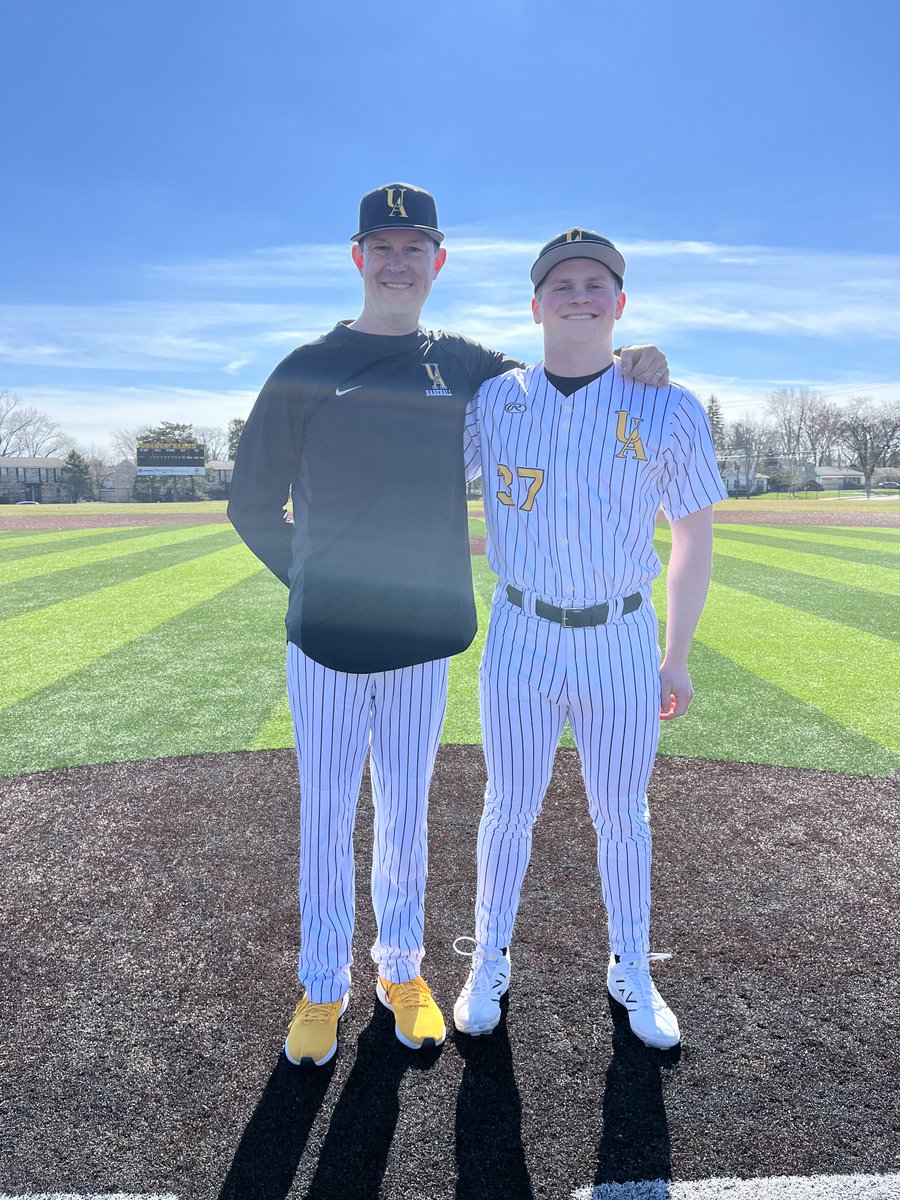 coachpfeil's tweet photo. 1 Last ride TOGETHER ⁦@AndrewPetz12⁩ https://t.co/XwUVU7eoVJ