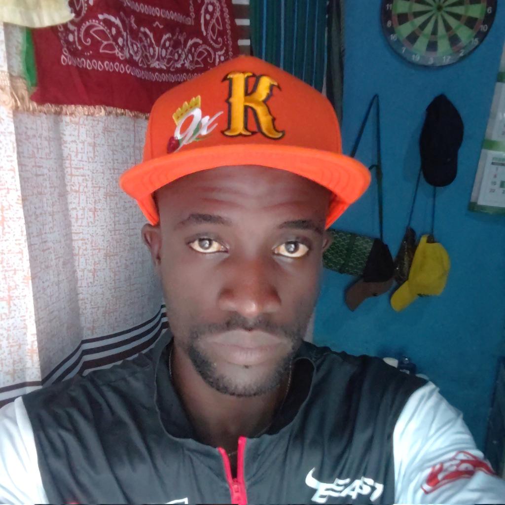 AYalevis's tweet photo. #NewProfilePic https://t.co/2EczD3z0rG