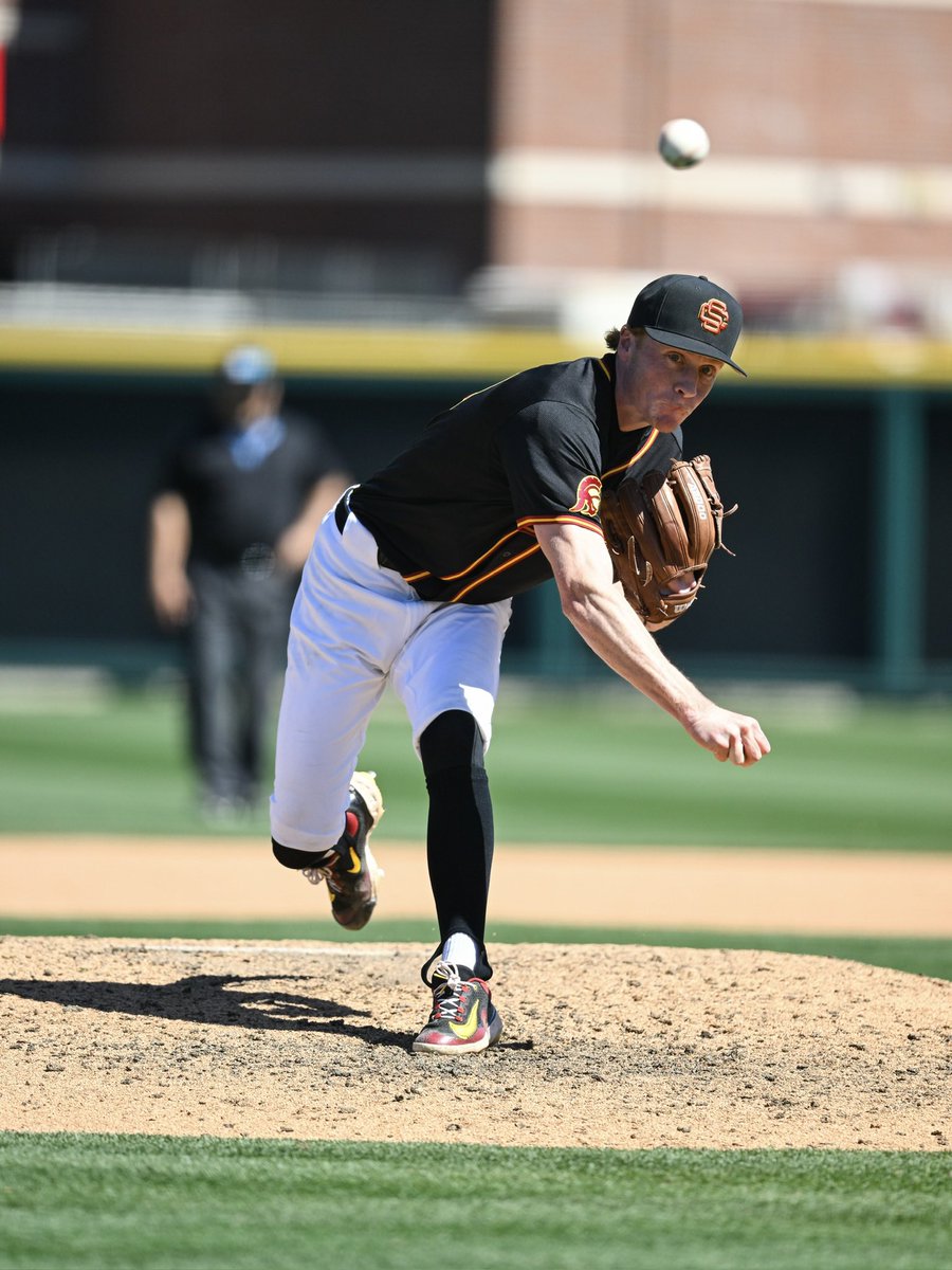 USC Baseball tweet media