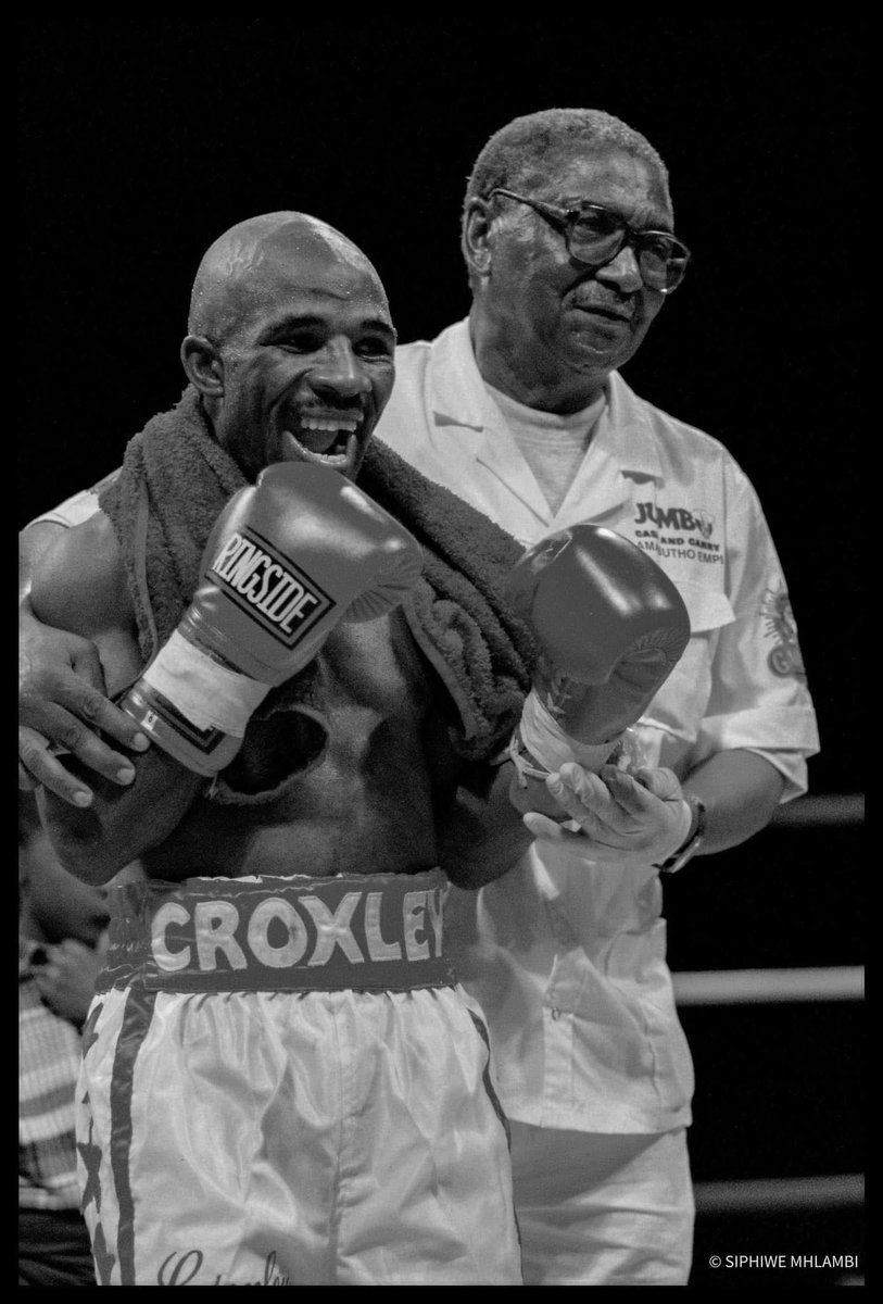sphiwemhlambi's tweet photo. BOXING legend Jacob “Baby Jake” Matlala and his trainer, Bra Theo Mthembu
#FromMyArchives https://t.co/Roa9RDFwHi