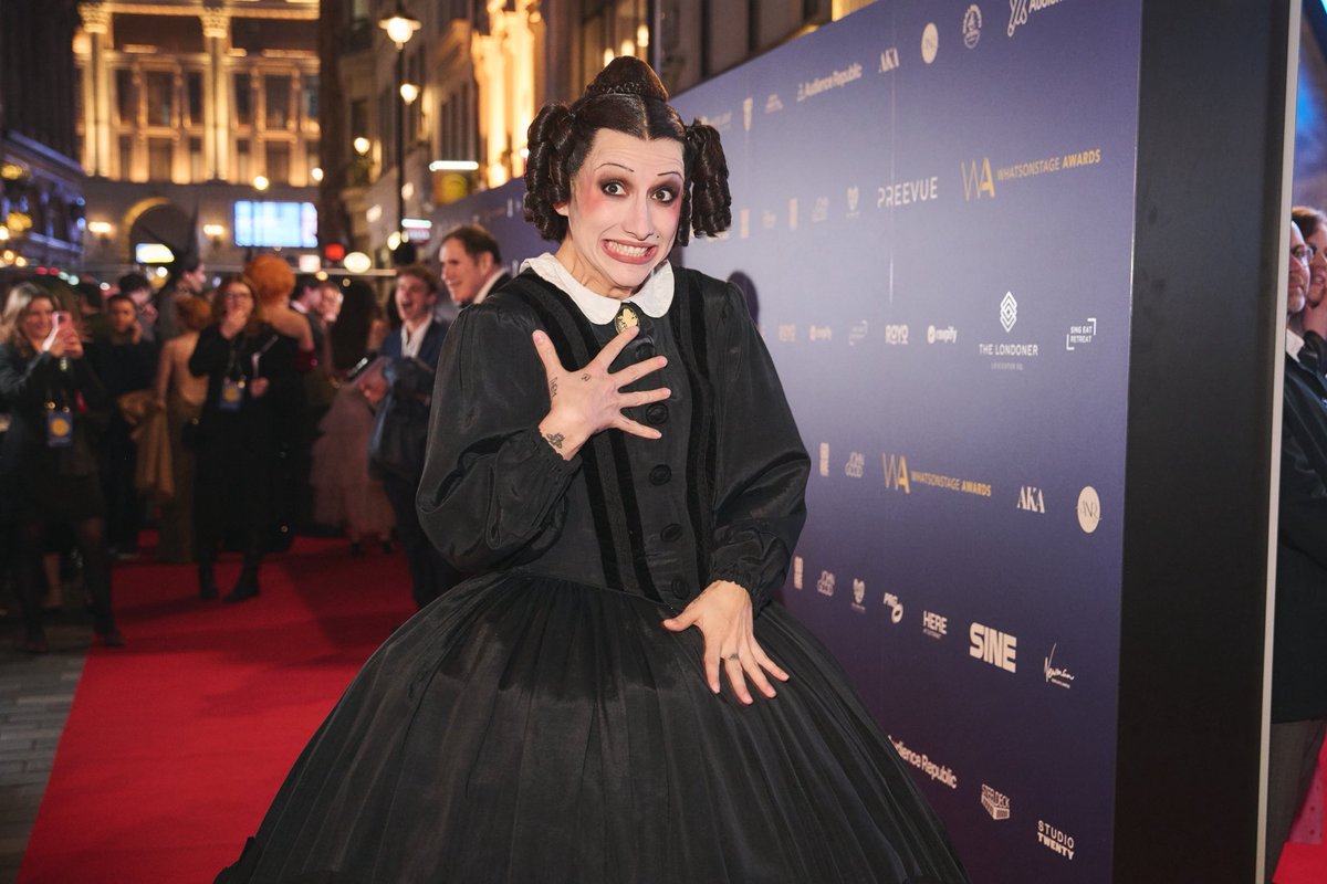 Oh, Mary! UK tweet media