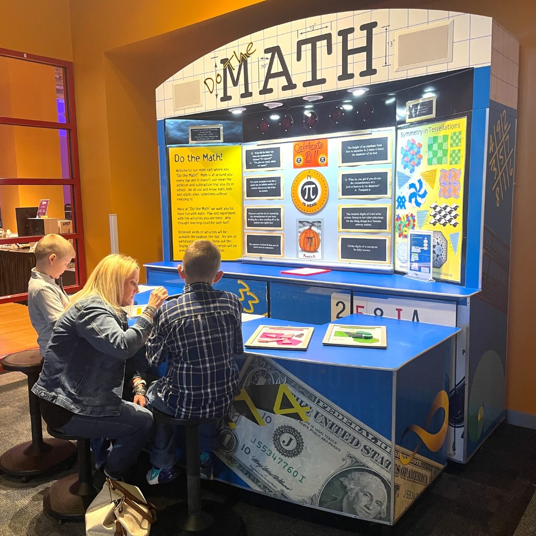 Saint Louis Science Center tweet media