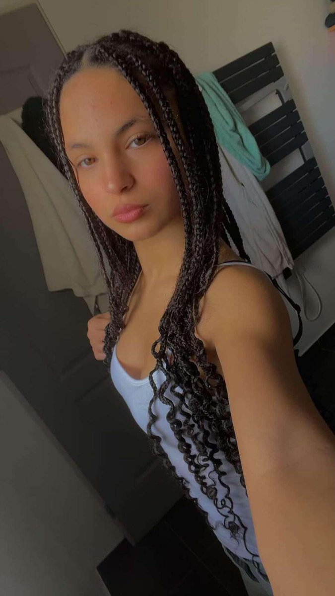 Déesse Sarah 🥀 tweet media