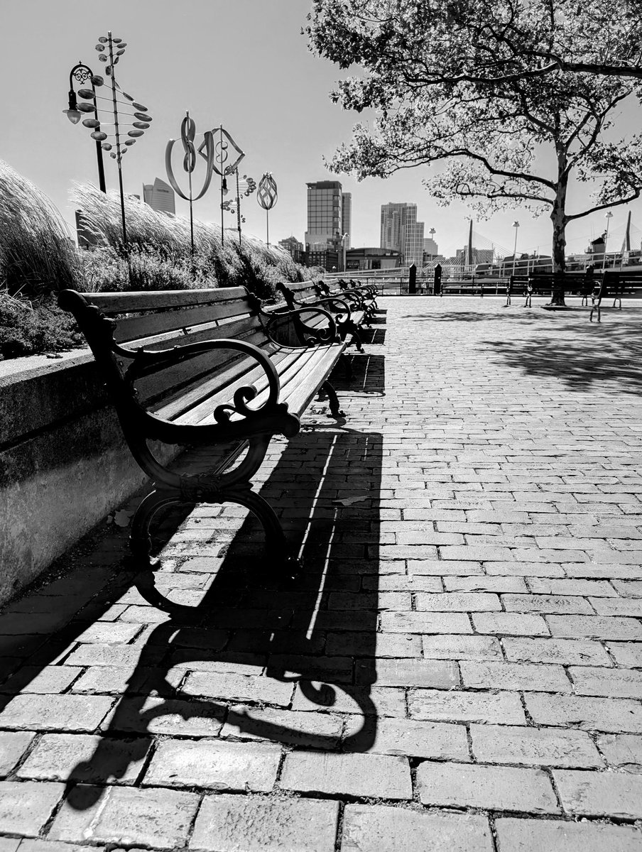 Take time to relax and enjoy the journey 🖤🩶🤍