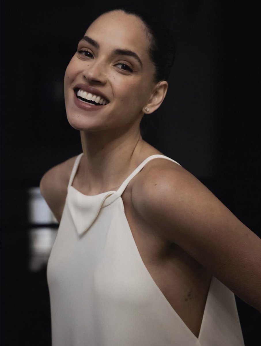 Adria Arjona Updates tweet media