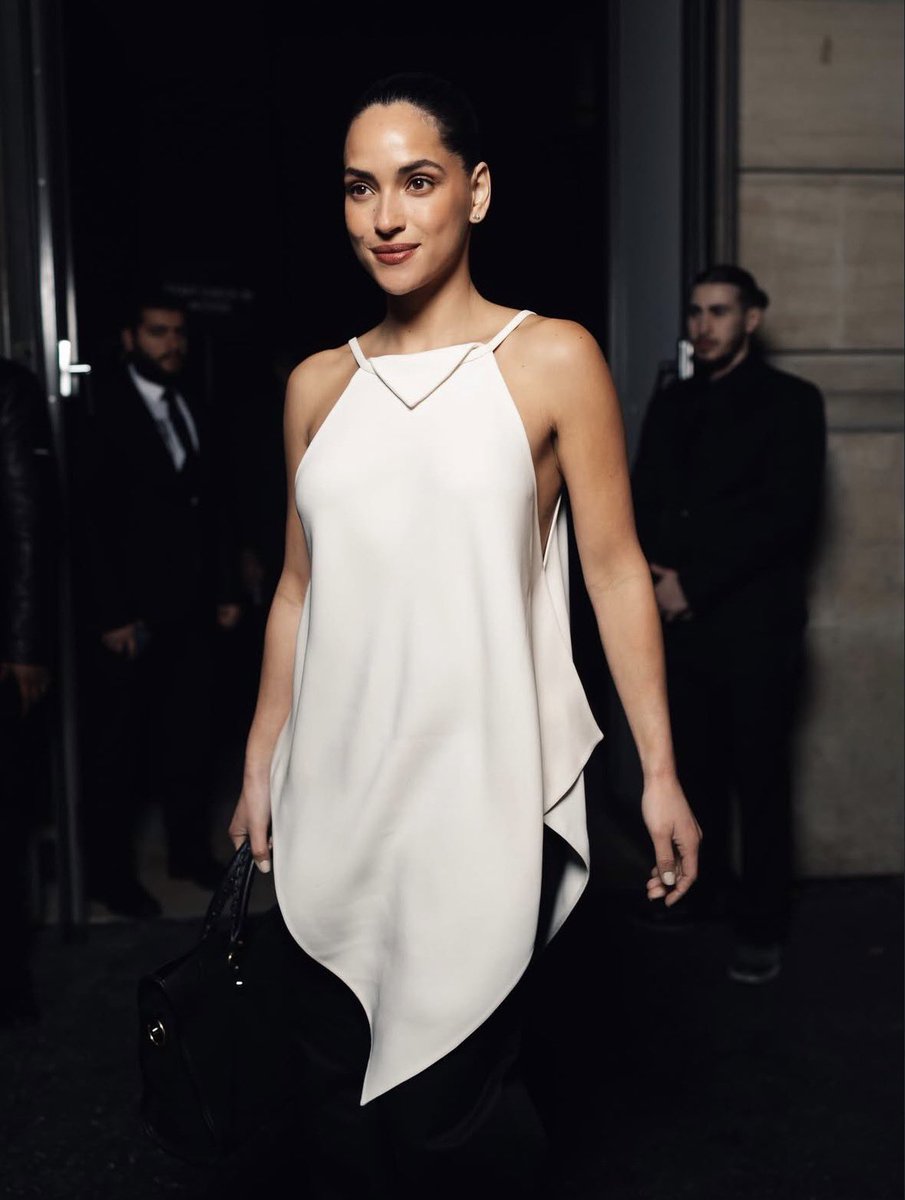 Adria Arjona Updates tweet media