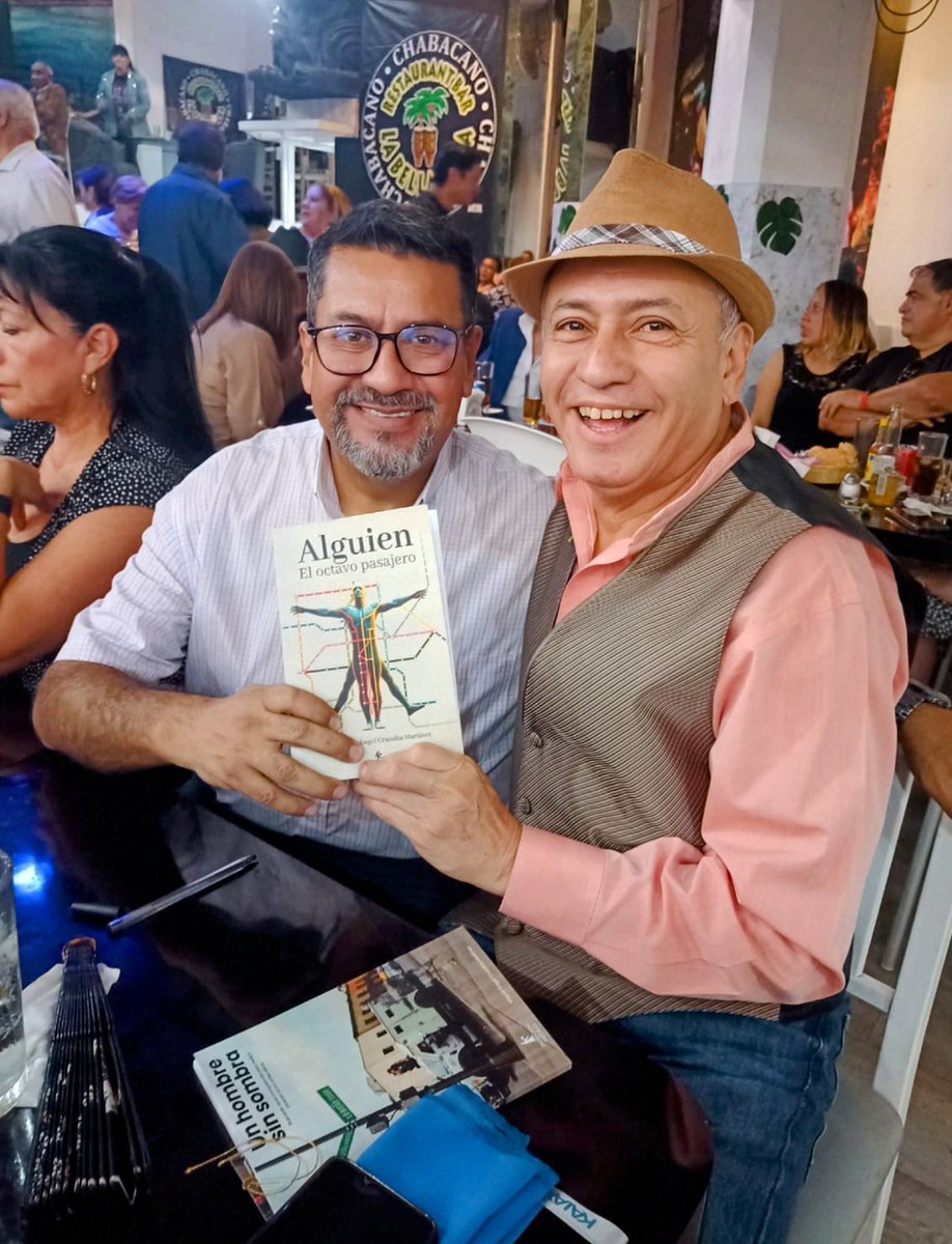 🎶Si te vienen a contar, 🎵cositas malas de mi.
🎶Manda a todos a volar y diles que yo no fui🎵.
Muchas gracias 😊 Alejandro.
#UnHombresinSombra 
articulo.mercadolibre.com.mx/MLM-4844692728…