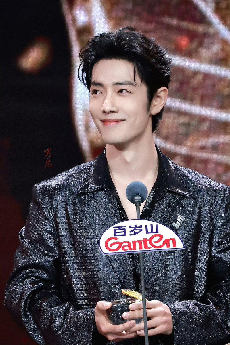 gremlinyibito's tweet image. xiao zhan brainrot is back - not that it was ever gone