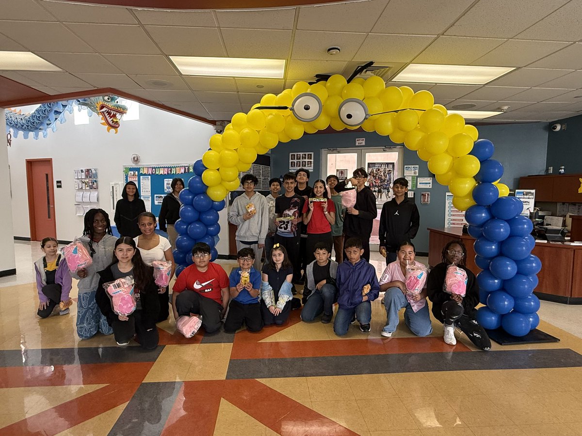 𝗝𝗼𝗻 𝗙𝗹𝗼𝗿𝗲𝘀 tweet media