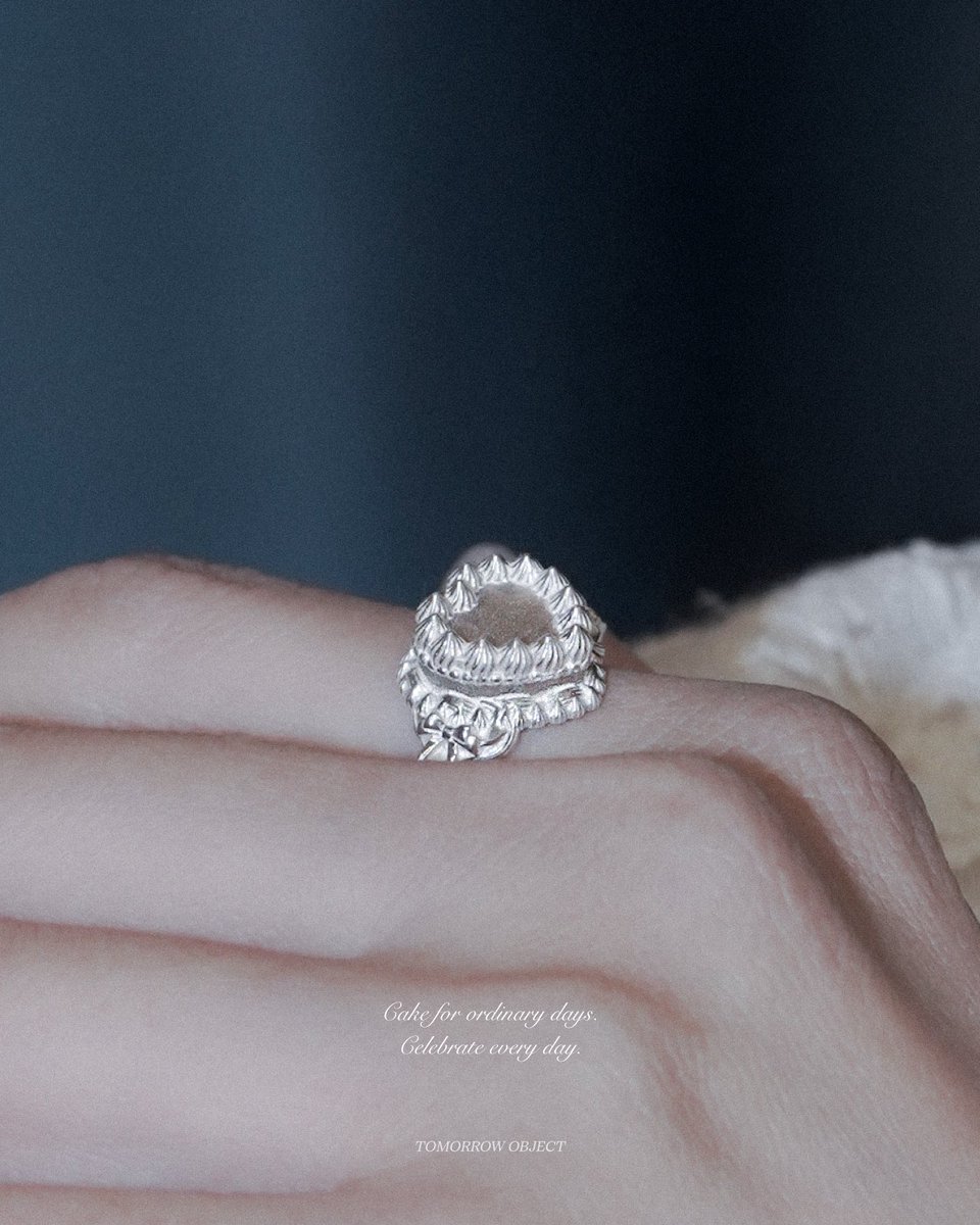 TOMORROWOBJECT tweet media