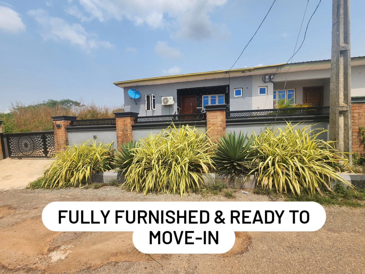 Barodsglobal's tweet photo. FULLY FURNISHED 2 BEDROOM BUNGALOW WITH BQ & STUDY FOR SALE ‼️

📍: Phase 1, Prince Court Estate, Kobape

Land Size: 500sqm

🔖Price: 65M slightly negotiable 

Experience comfortable living in this fully furnished 2-bedroom bungalow located in the serene and well-structured Prince Court Estate, Phase 1, Kobape. Sitting on a generous 500sqm land size, this property offers both comfort and future potential within a secure estate environment.

The home is fully furnished and ready for immediate occupancy, making it perfect for buyers seeking convenience and a smooth move-in experience.

With the added advantage of a Boys’ Quarters and a dedicated study room, this property provides extra space for work, guests, or private use.

Key Features:
✅ 2 Bedroom Bungalow
✅ Fully Furnished Interior
✅ Boys’ Quarters (BQ)
✅ Dedicated Study Room
✅ Spacious 500sqm Land Size
✅ Located in Phase 1, Prince Court Estate
✅ Serene & Secure Estate Environment
✅ Good Road Network Within the Estate
✅ Ideal for Residential Living or Investment

Document 📃:
Letter of Allocation

For more enquiry or to schedule an inspection 
☎️ +234 8022288806 - Call or Whatsappp 
☎️ +234 8131873518 - Call or Whatsapp 

#bungalowforsale #fullydetachedhouse #Estate