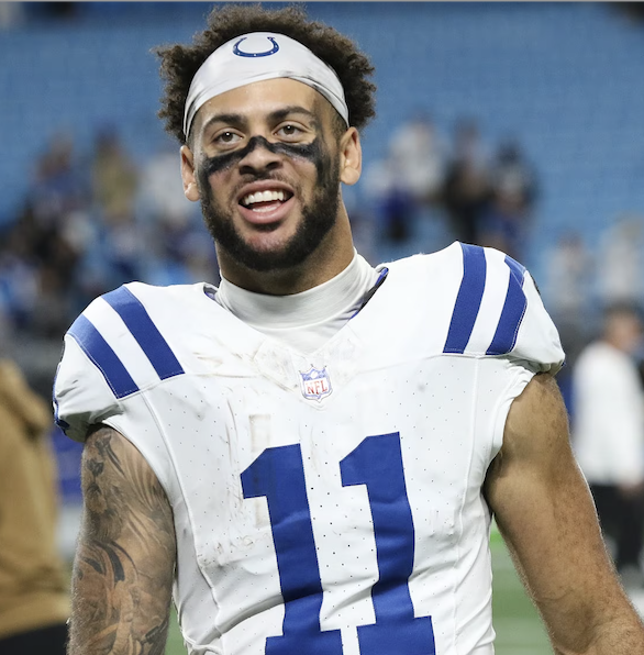 NFL_DovKleiman's tweet image. Trade Details:

Steelers get - Michael Pittman Jr.
Colts get - late-round pick swap

A steal for Pittsburgh 🔥