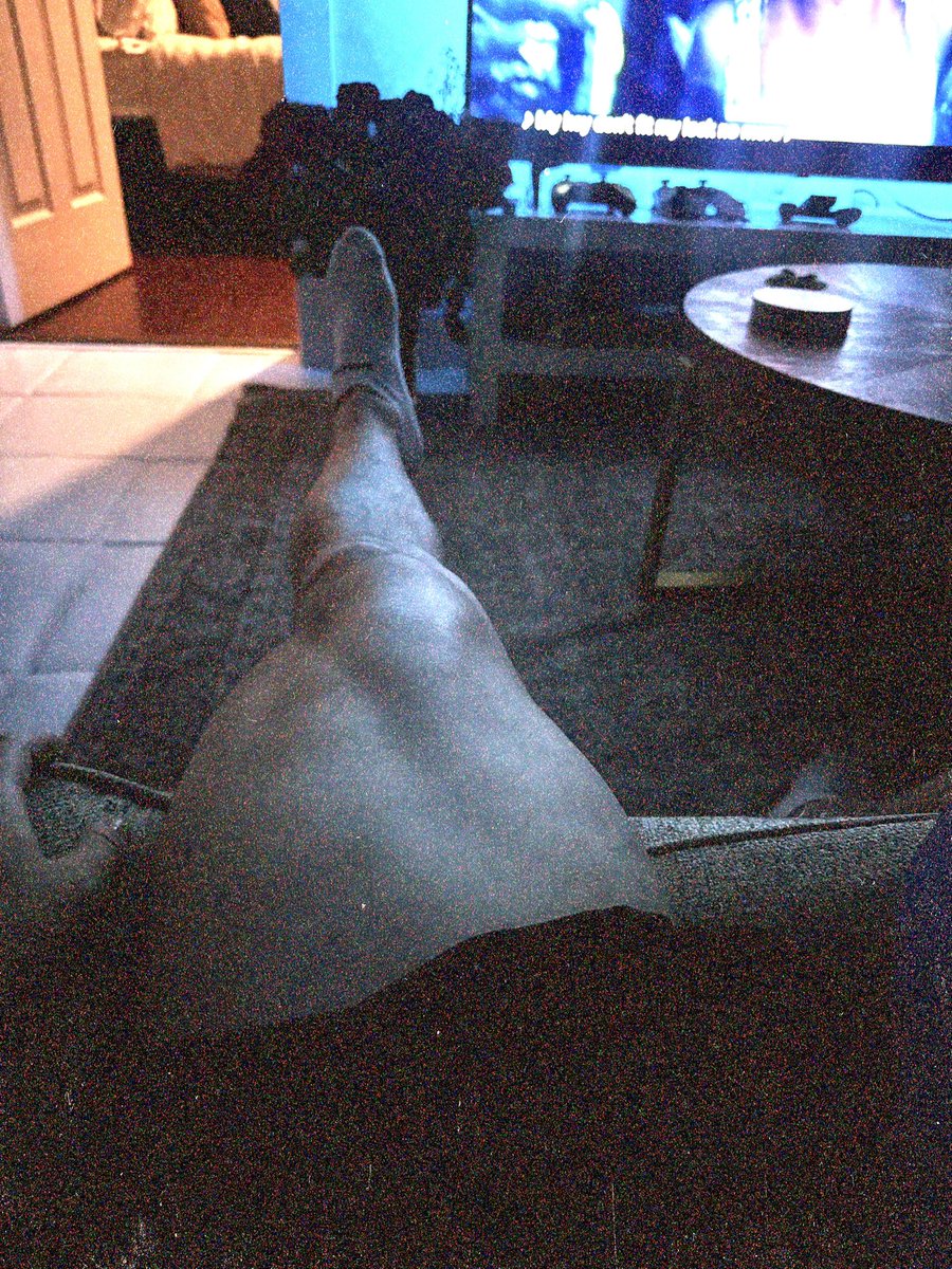 Ro Zamora 🤟🏻🖤 tweet media