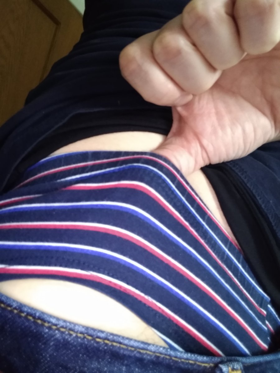 mark34384382 tweet media