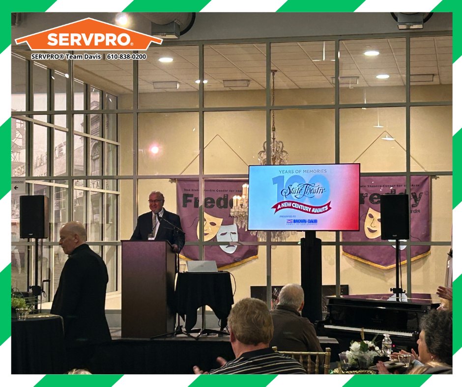 SERVPRO_EBW's tweet image. 🎭 Two great events for our sales team at the State Theatre over the weekend! SERVPRO Team Davis is proud to be a female-owned company and serve the Easton area for over 35 years!

#servproteamdavis #statetheatre #easton #lehighvalley #firewatermold #restorationexperts