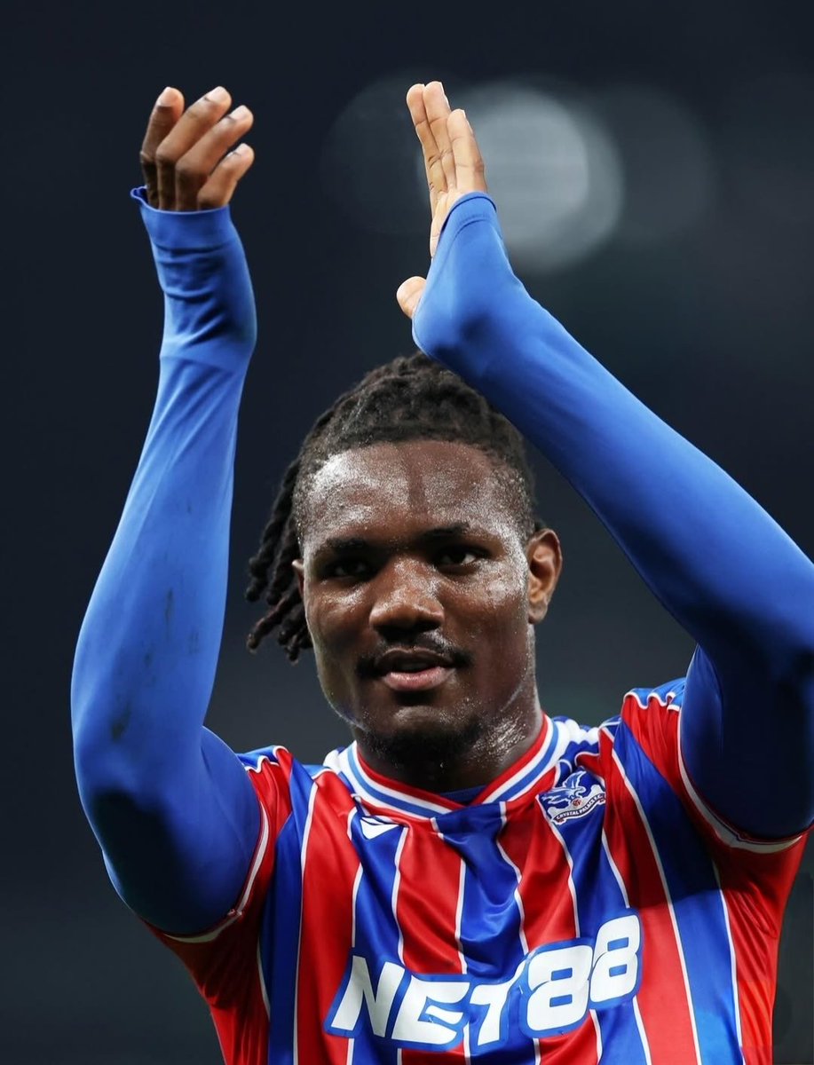 Más Que Azules tweet media