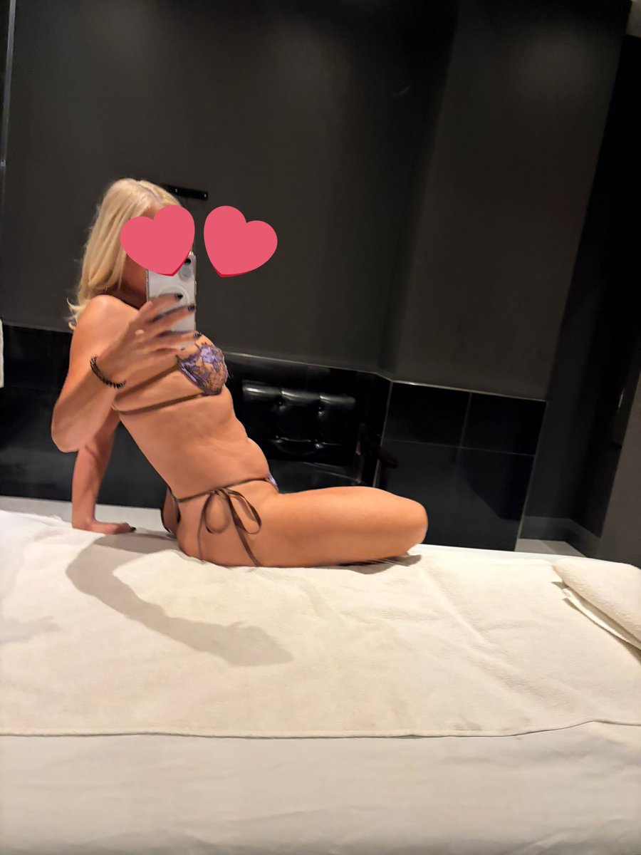Blairseductions tweet media