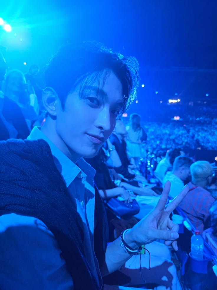 hourlydokyeom_'s tweet photo. #도겸 #DOKYEOM #DK #세븐틴 #SEVENTEEN https://t.co/h47xc57NGD