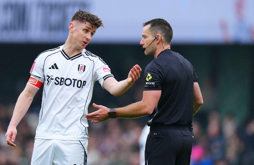 Final thoughts 💭 
◽Too many changes 🤔
◽Wasteful with chances 😞
◽No urgency or attacking impetus 😠
◽Season hanging by a thread now 🙏
◽Muniz looks off it 😬
◽Saints cut through every attack‼️
◽ Should goal have stood ❓
◽Big response needed now 💪
⚫⚪#FFC