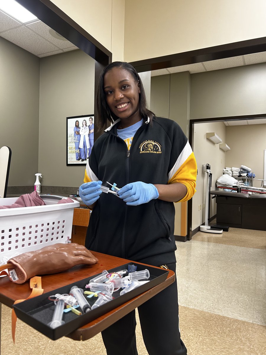 CLTCC😺 tweet media