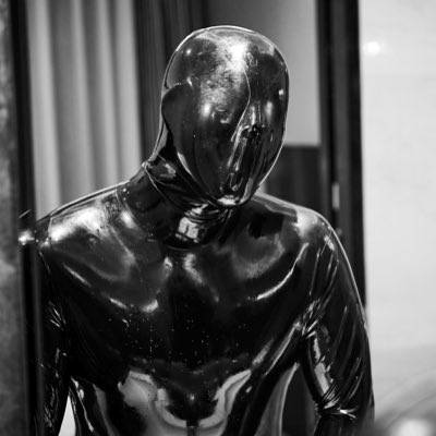 MonsterGom tweet media