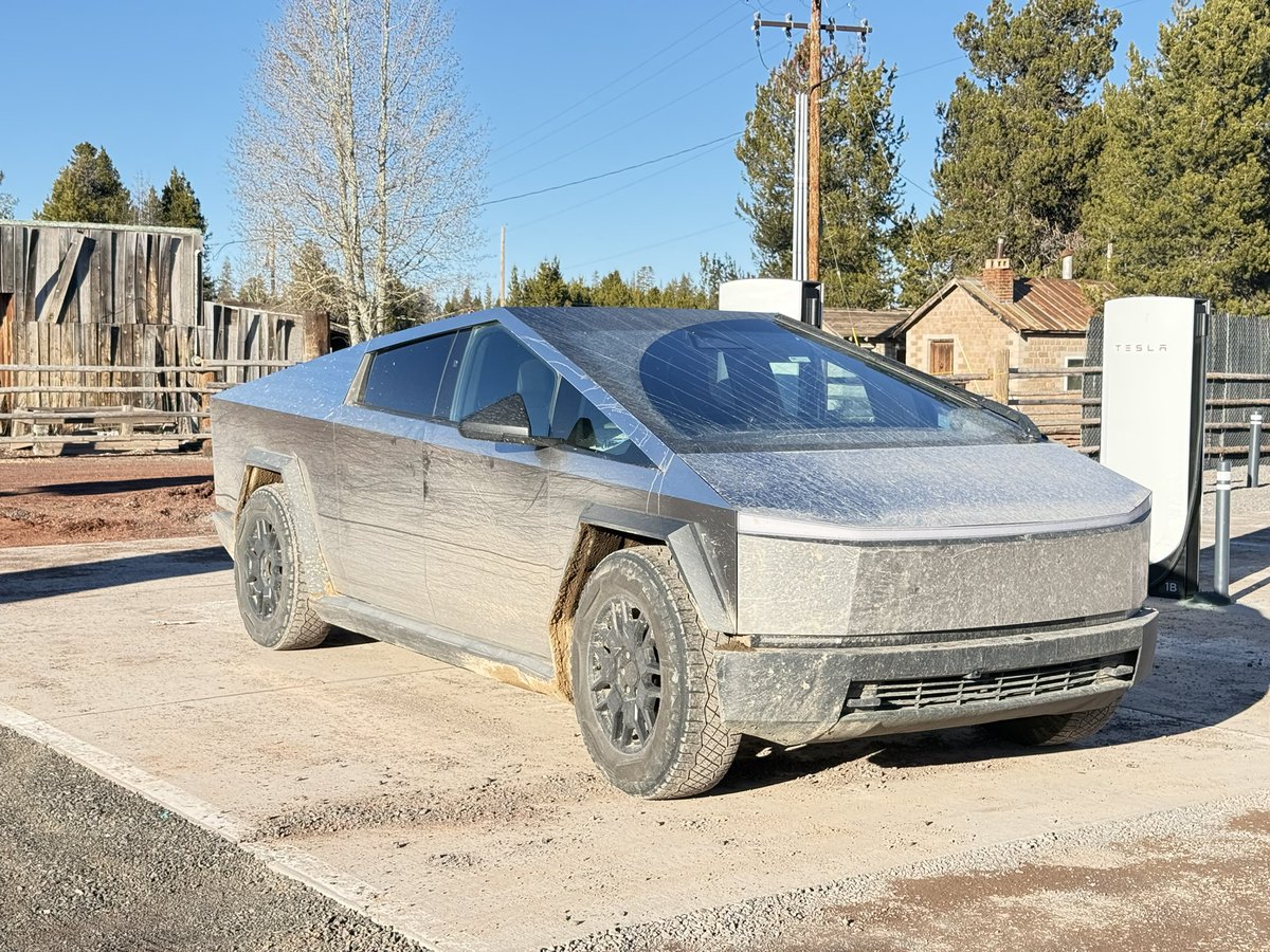 O G R E → Dennis tweet media