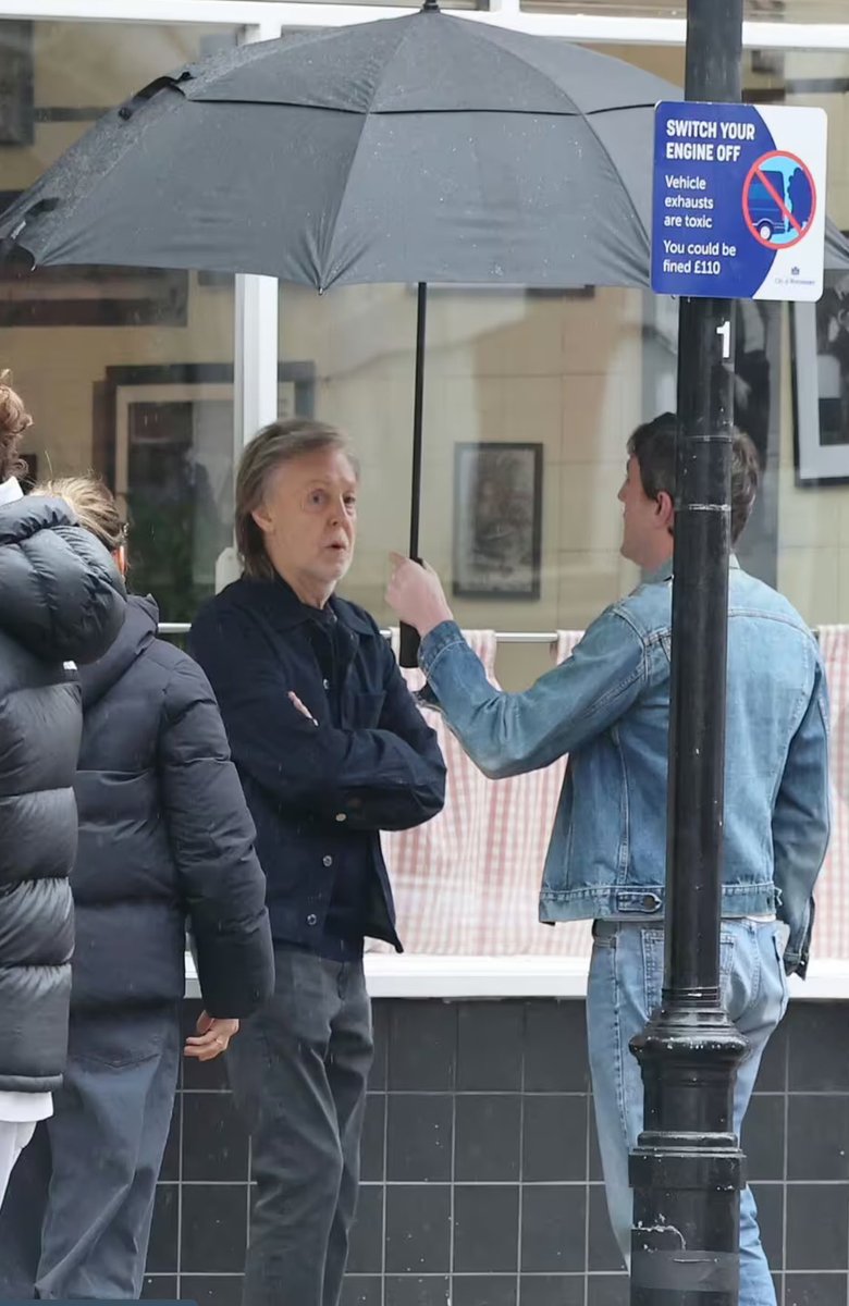 pauls pr manager tweet media