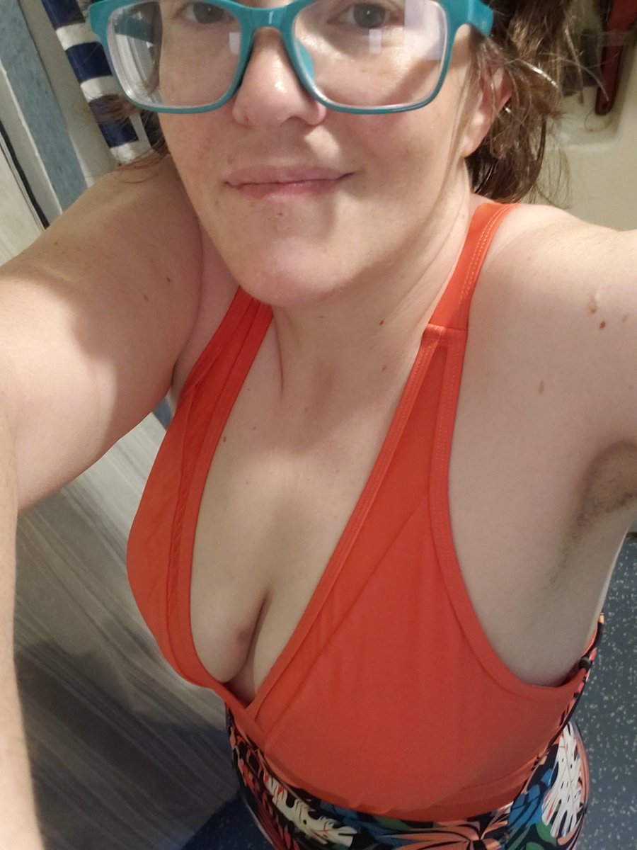 Silliestsally tweet media