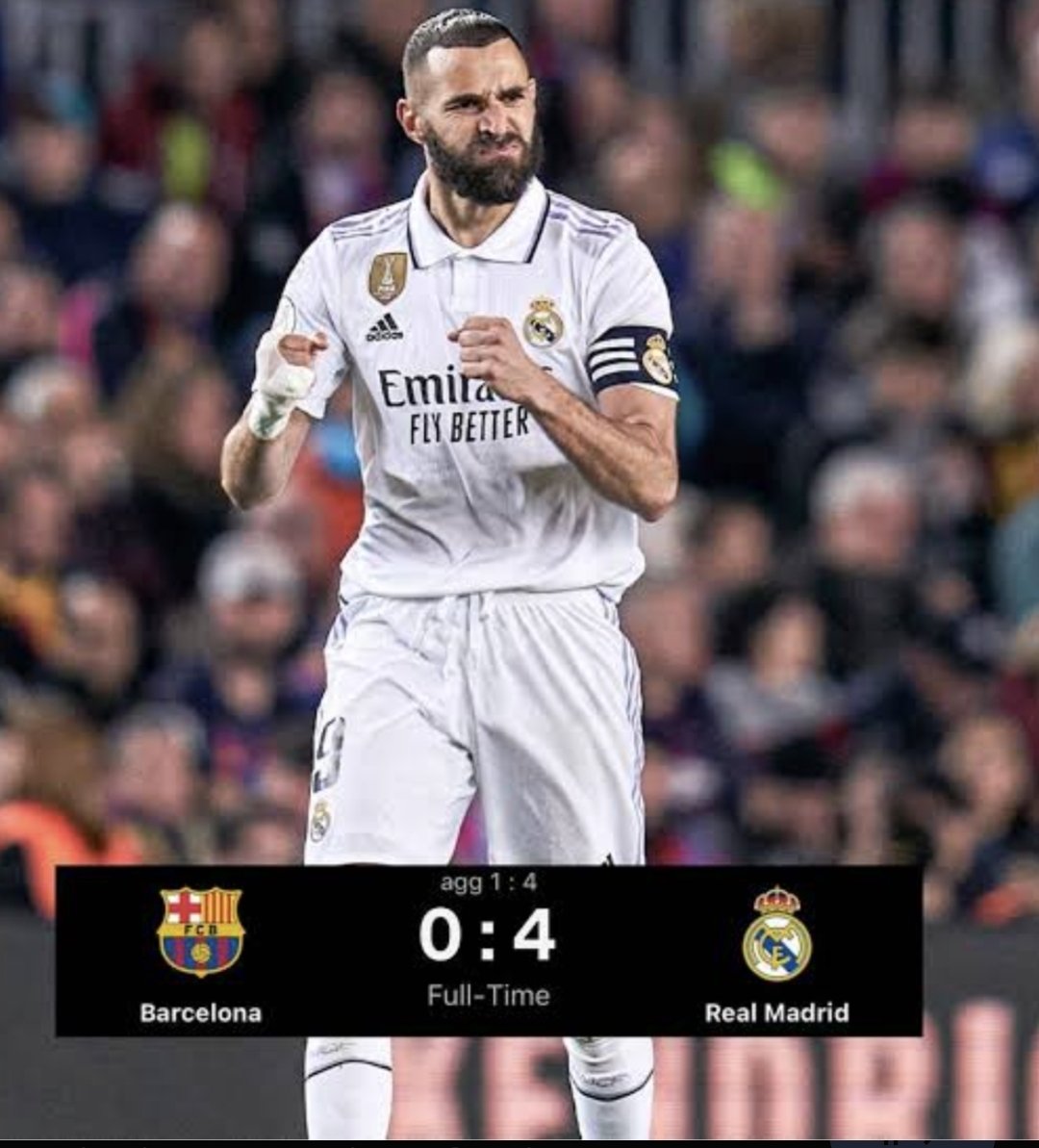 usebas_fcb's tweet photo. @gerardmaldini3 @UNIVERSO_1899 Ya se te olvido como se perdió la copa en los dos años de Xavi? O que gastándose 200M en Fichajes nos fuimos a Europa League? https://t.co/XCdENONWbA