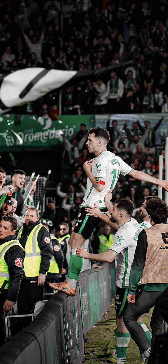 Alejandro 💢💚 tweet media