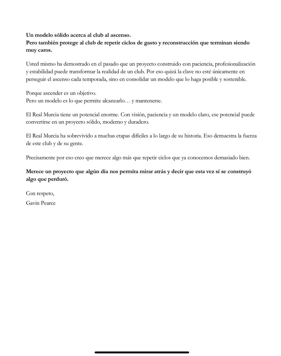 A raíz del hilo de ayer, he querido ordenar esas ideas en una reflexión más amplia sobre el Real Murcia.

No pretende aprovechar el momento deportivo actual ni señalar culpables, sino plantear algunas reflexiones.

Está dirigida al presidente Felipe Moreno y la comparto aquí.