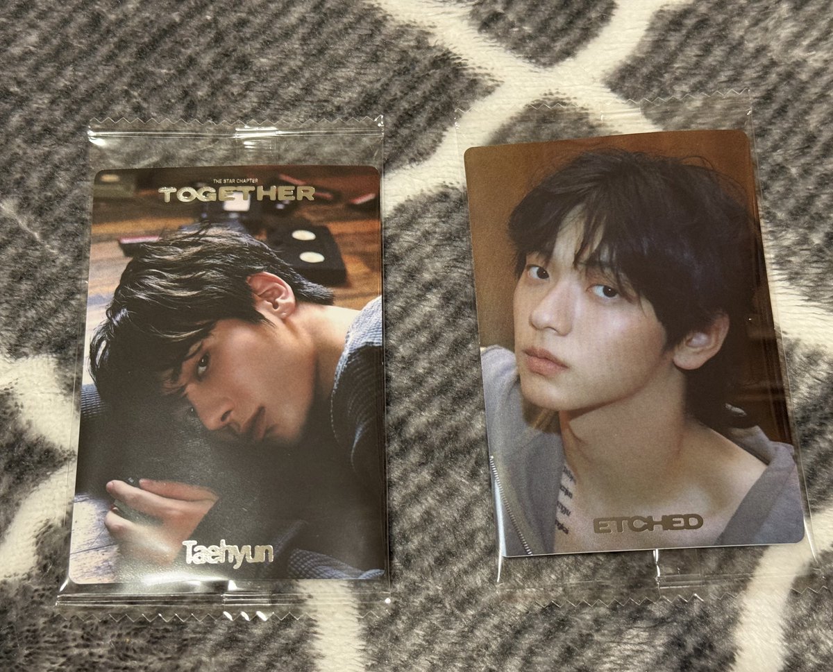 にとか tweet media