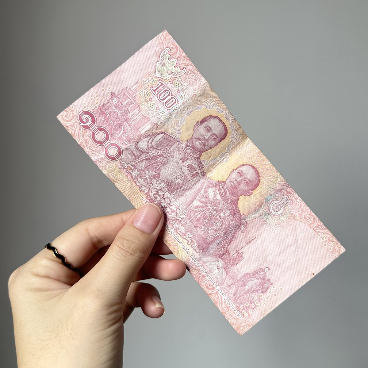 new5u's tweet photo. 〰️💵#แจกเงิน 100 บาท 1 รางวัล 

📍 กติกา : รี+ฟอล @new5u
⚡️#สุ่มแจก 14/03 เวลา 2 ทุ่ม ☄️

#แจก #เงิน #แจกเงินฟรี #แจกฟรี #แจกเงินฟรีไม่รีได้ไง https://t.co/tQUNLvViu3