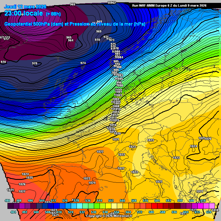 PvForecast's tweet photo. richting het weekend gaan patronen veranderen https://t.co/Ia6DltLeoK