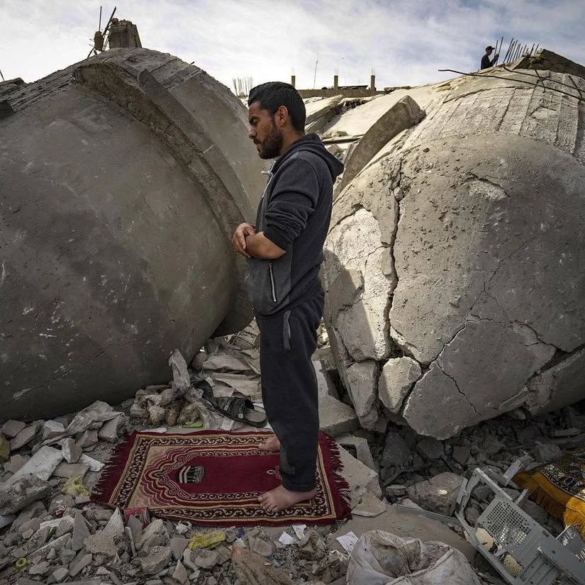 Gabbar0099's tweet photo. 'You can DESTROY their mosques, but you can’t BREAK their faith' 🇵🇸 https://t.co/Jkgms85czT